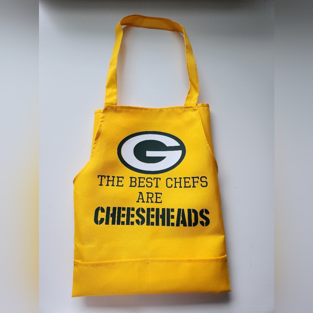 Green Bay Packers inspired yellow apron. The best chefs are cheeseheads